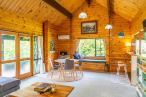 The Birds Nest - Nestled Hideaway